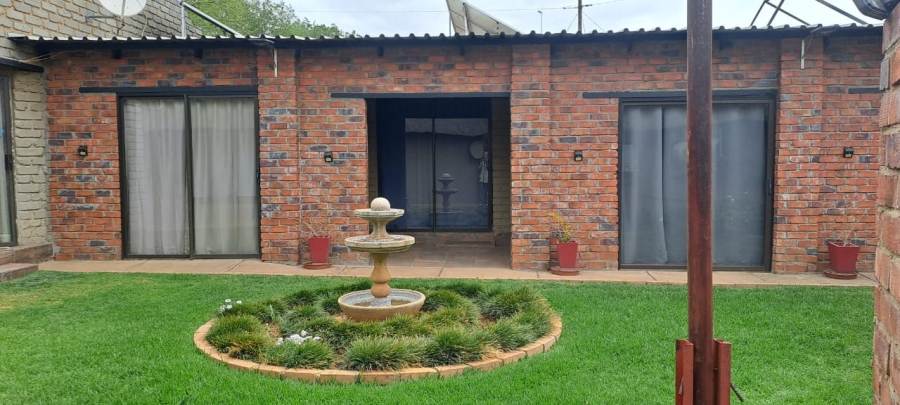 3 Bedroom Property for Sale in Olifantsnek North West